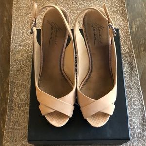 Mark + James  Badgley Mischka Heels